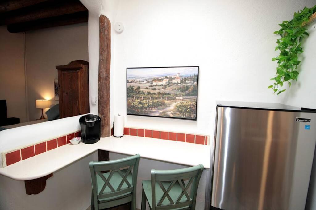 Closson Getaway - Courtyard - Railyard And Plaza سانتا فيه المظهر الخارجي الصورة